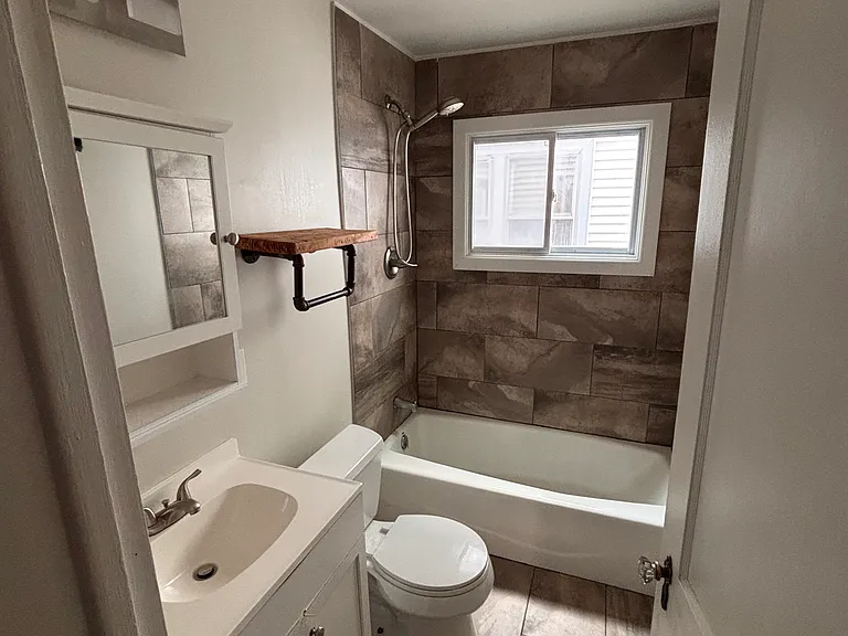 295 Hartwell Rd #2 — Photo 5