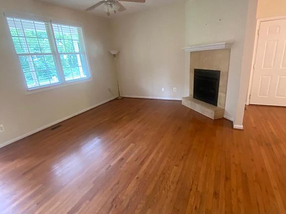 2nd image of 2428 Edwards Ln