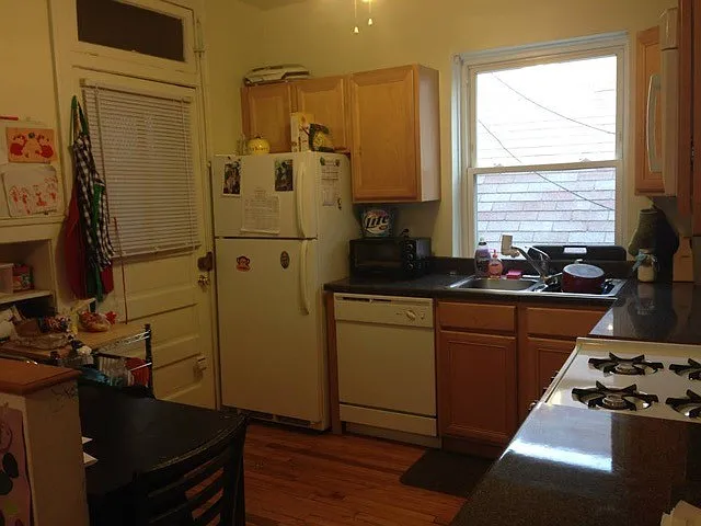 4501-4509 N Oakley Ave — Photo 4