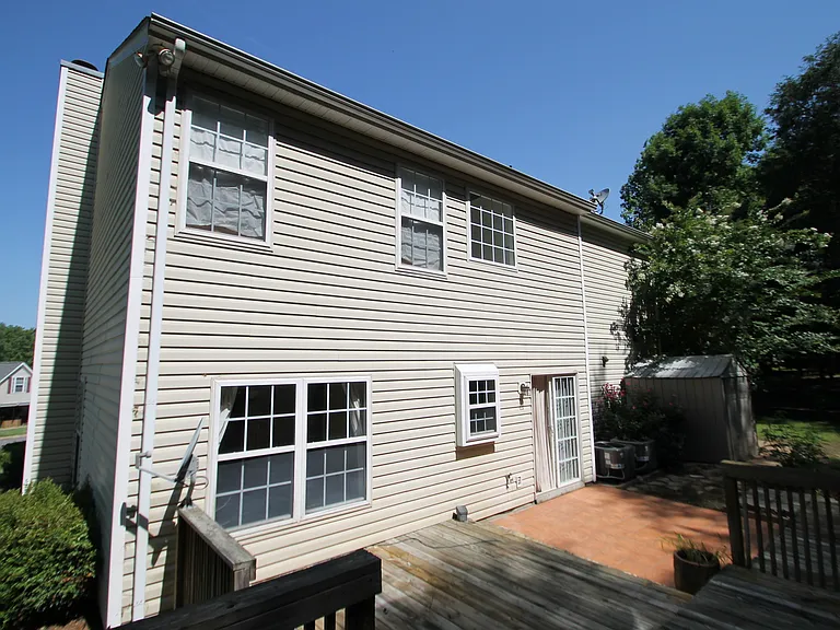 583 Stonehenge Dr — Photo 36