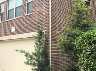 3617 Main Plaza Dr, Houston, TX 77025