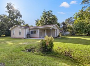 248 Cotton St, Homeland, GA 31537