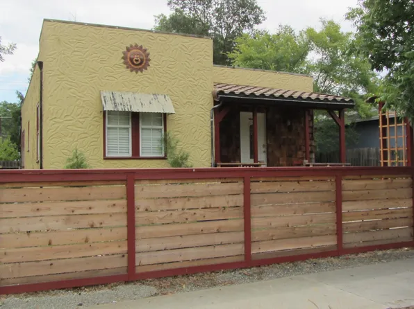 3617 33rd St, Sacramento, CA 95817