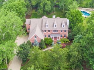 492 White Oak Ridge Rd, Short Hills, NJ 07078