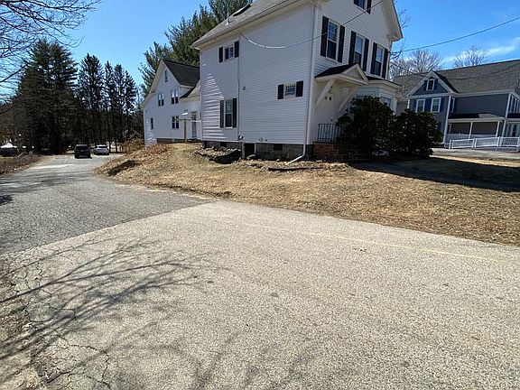2nd image of 193 S Main St APT 1