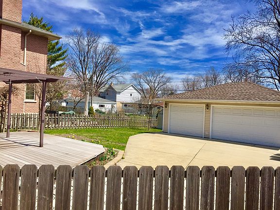 2nd image of 8307 N Oketo Ave