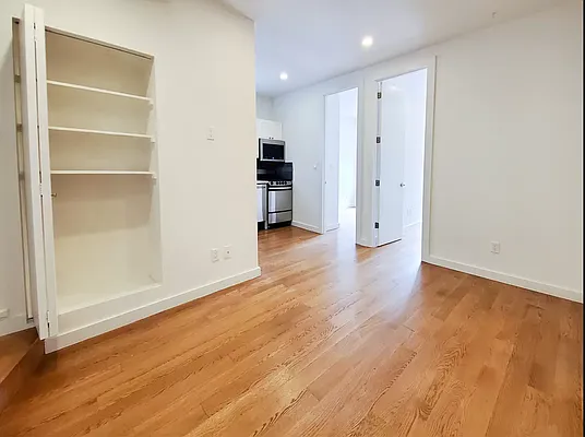 Rented by Brighton Management | media 5