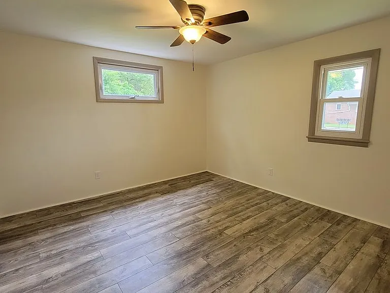 190 Carbaugh Dr — Photo 15