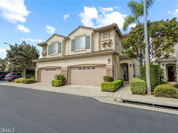 18641 Park Meadow Ln, Huntington Beach, CA 92648