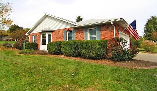 4th image of 1307 Briarwood St