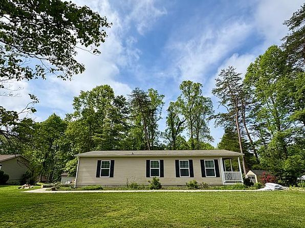 182 Forest Dr