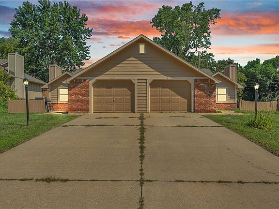 3rd image of 3900 Willshire Dr