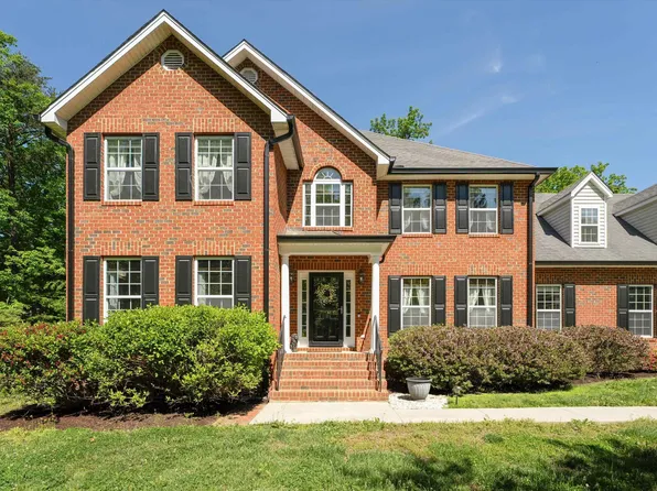 100 Campbell Rd, Keswick, VA 22947