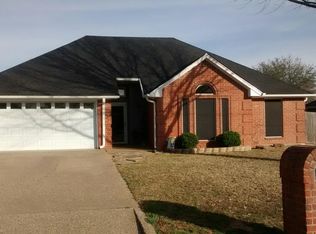 211 Eastgate Dr, Whitehouse, TX 75791