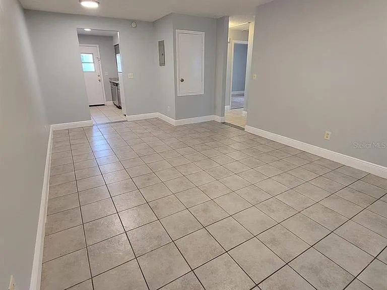 784 E Anderson Rd — Photo 5