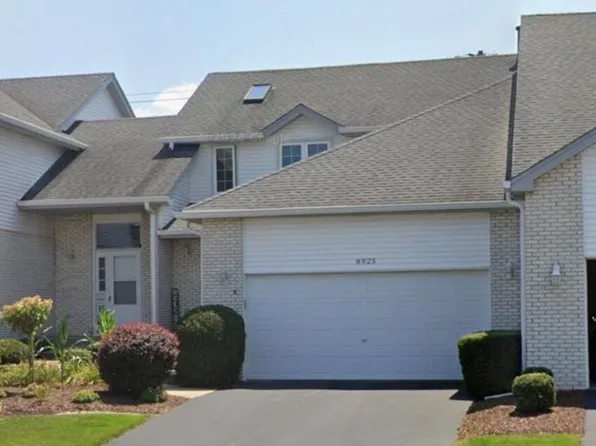 8925 Pheasant Lake Dr, Tinley Park, IL 60487