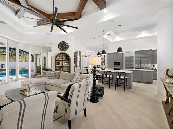 18090 Via Bellamare LN, MIROMAR LAKES, FL 33913