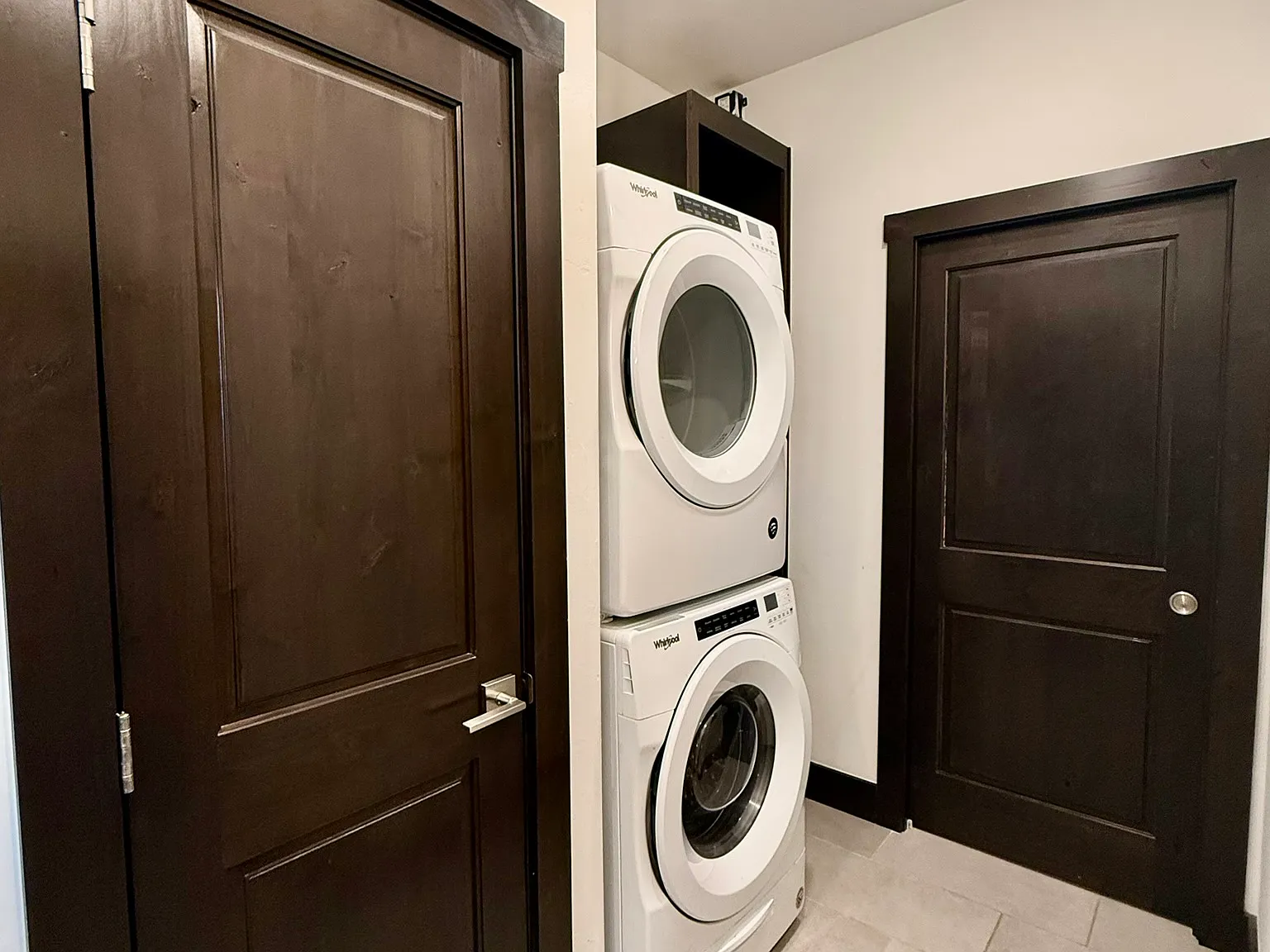1 bed, 815 sqft, $2,100 — Photo 3