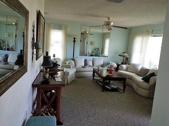 2nd image of 2874 Chalmers Ct