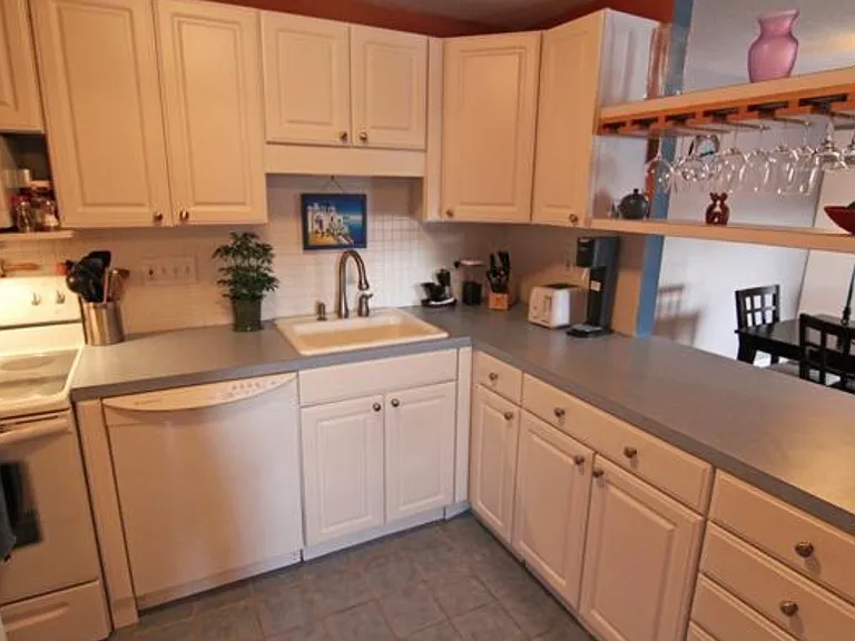 300 Park Terrace Dr #358 — Photo 2