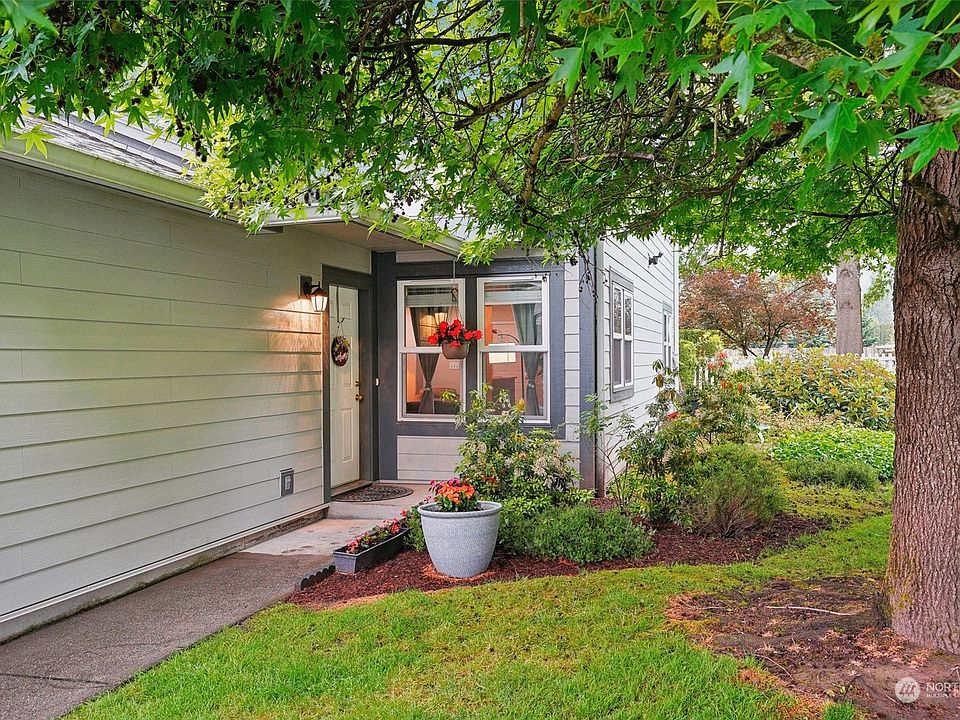1st image of 10923 62nd Street E