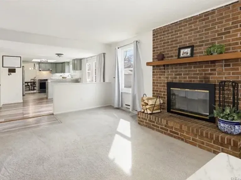 7229 S Iris Ct — Photo 14