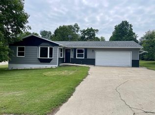 410 3rd St, Albany, WI 53502