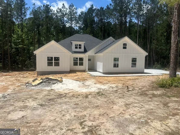397 Woodridge Ln, Cairo, GA 39827