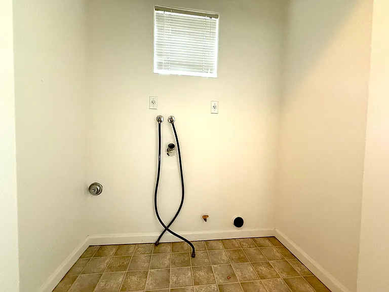 3317 Del Mar Ave — Photo 43
