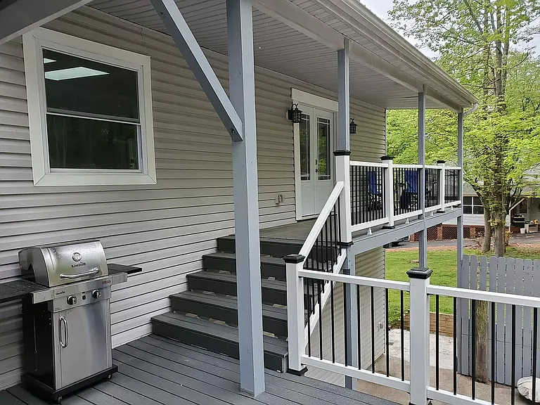 2044 Coast Guard Dr — Photo 18