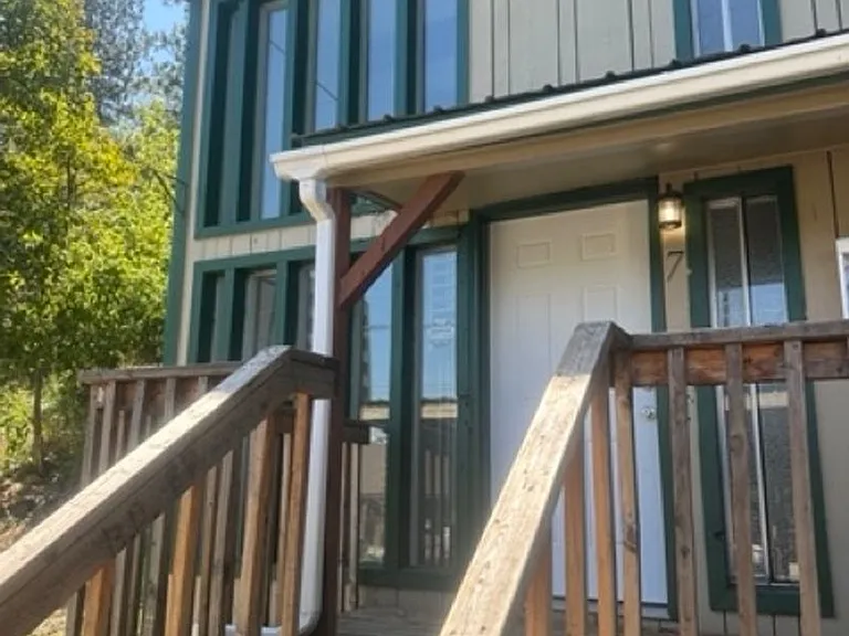 1016 W 6th Ave — Photo 1