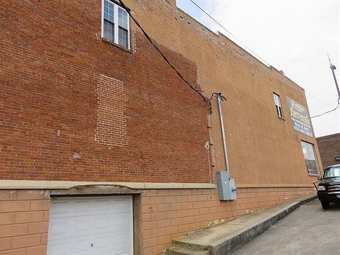 2nd image of 101/105 N Jackson St