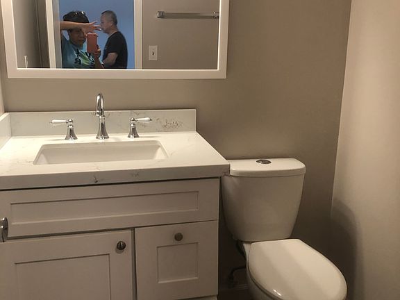 Half restroom downstairs