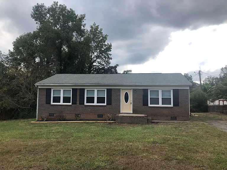 3605 Somerset Dr — Photo 1