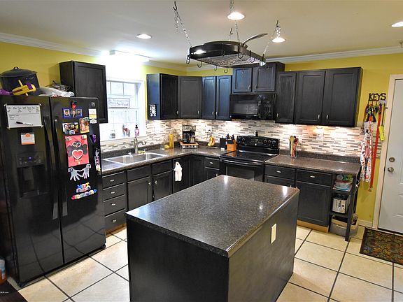 3rd image of 119 Kilgore Ct