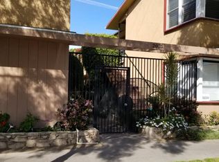 2075 E Appleton St, Long Beach, CA 90803