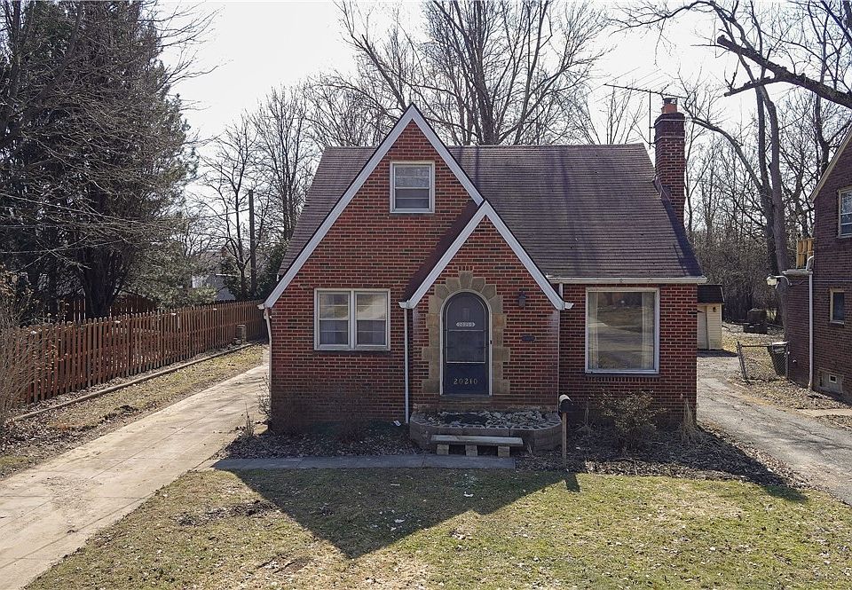 1st image of 20210 Gladstone Rd