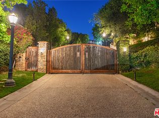 3053 N Beverly Glen Cir, Los Angeles, CA 90077