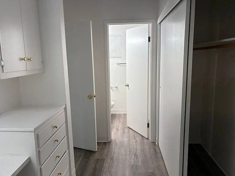 3318 I Street — Photo 3