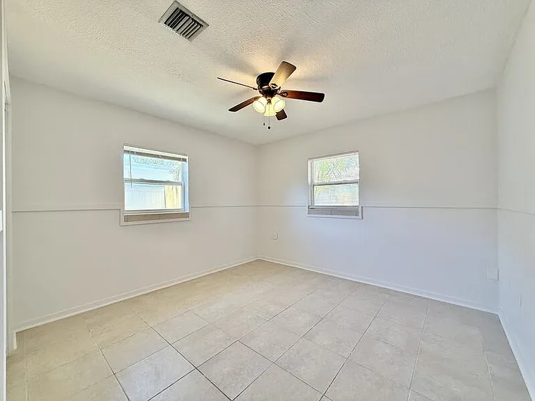 10108 Paradise Blvd — Photo 29