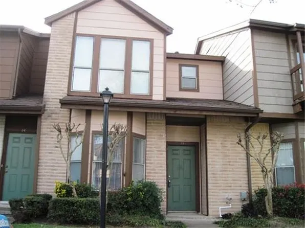 12400 Brookglade Cir, Houston, TX 77099