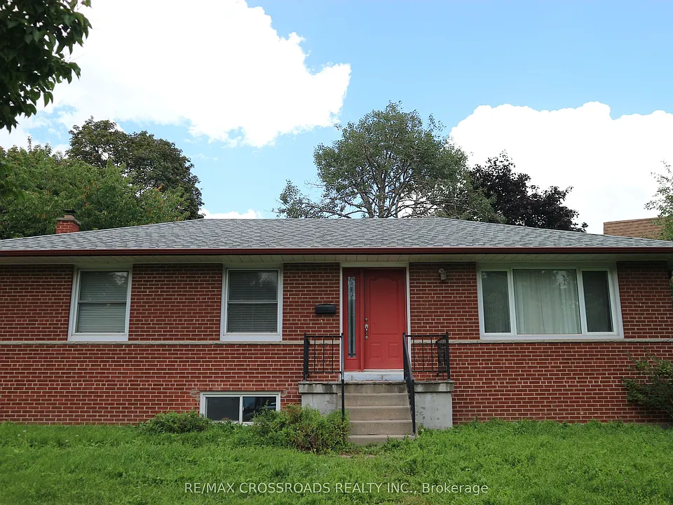 11 Cleta Dr