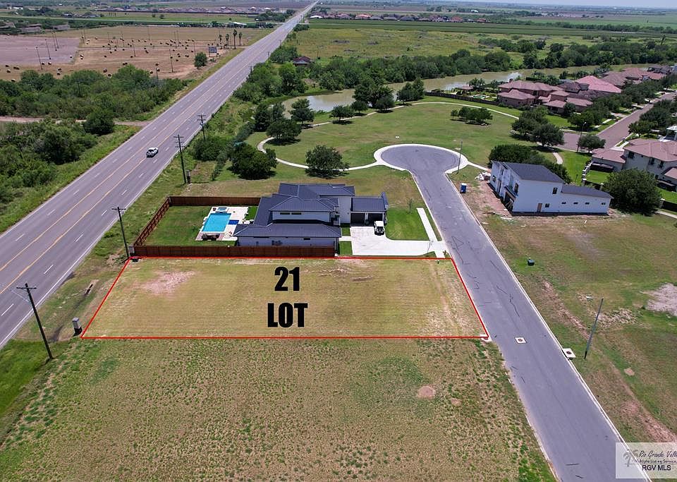 2nd image of 4510 Resaca South St #21