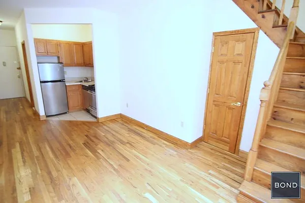 Rented by Bond New York | media 15