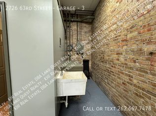 2726 63rd St SUITE 3, Kenosha, WI 53143