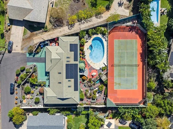 634 Laniolu Pl, Kihei, HI 96753