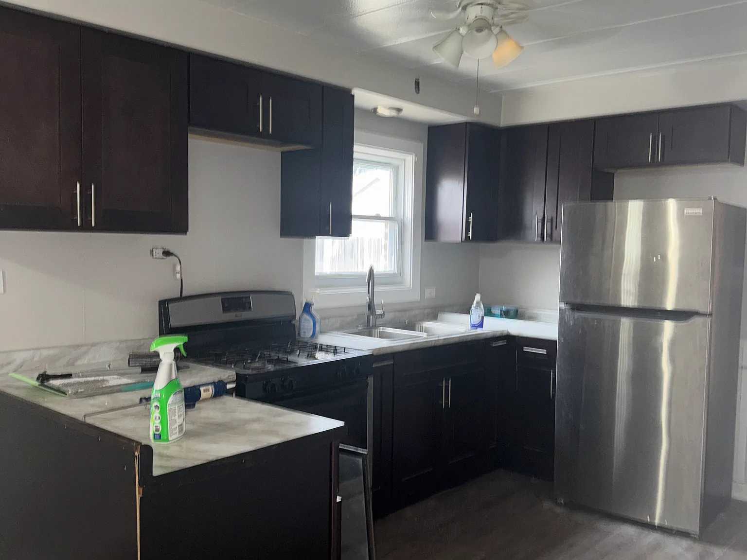 3 bed, $1,850 — Photo 3