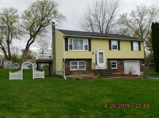 2 Andree Ct, Schenectady, NY 12309