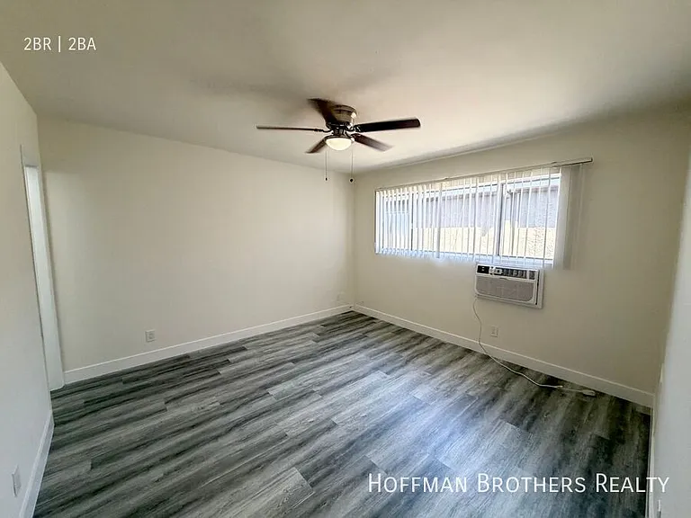 8143 Langdon Ave #216 — Photo 8