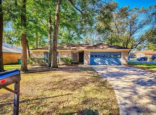 125 Cypress Ln, Conroe, TX 77301